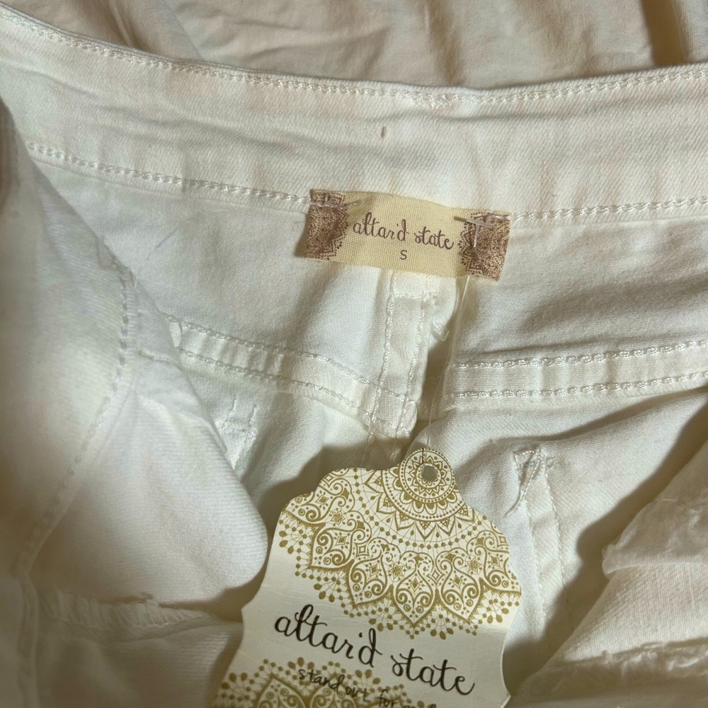 NWT altar’d state white jeans